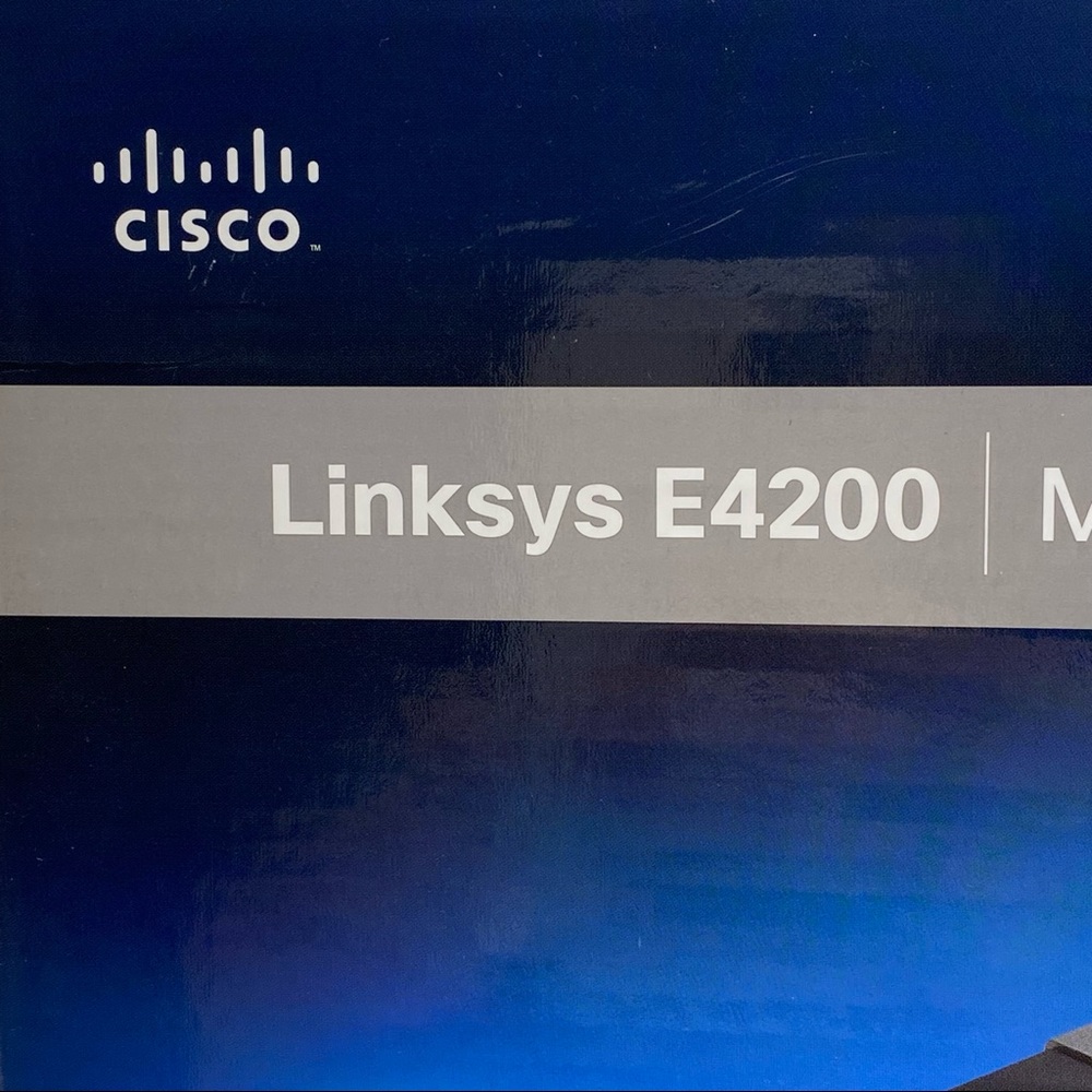 Cisco Linksys E4200 Maximum Performance Dual-Band N Router w/Box, SetUp Disc - Picture 8 of 16
